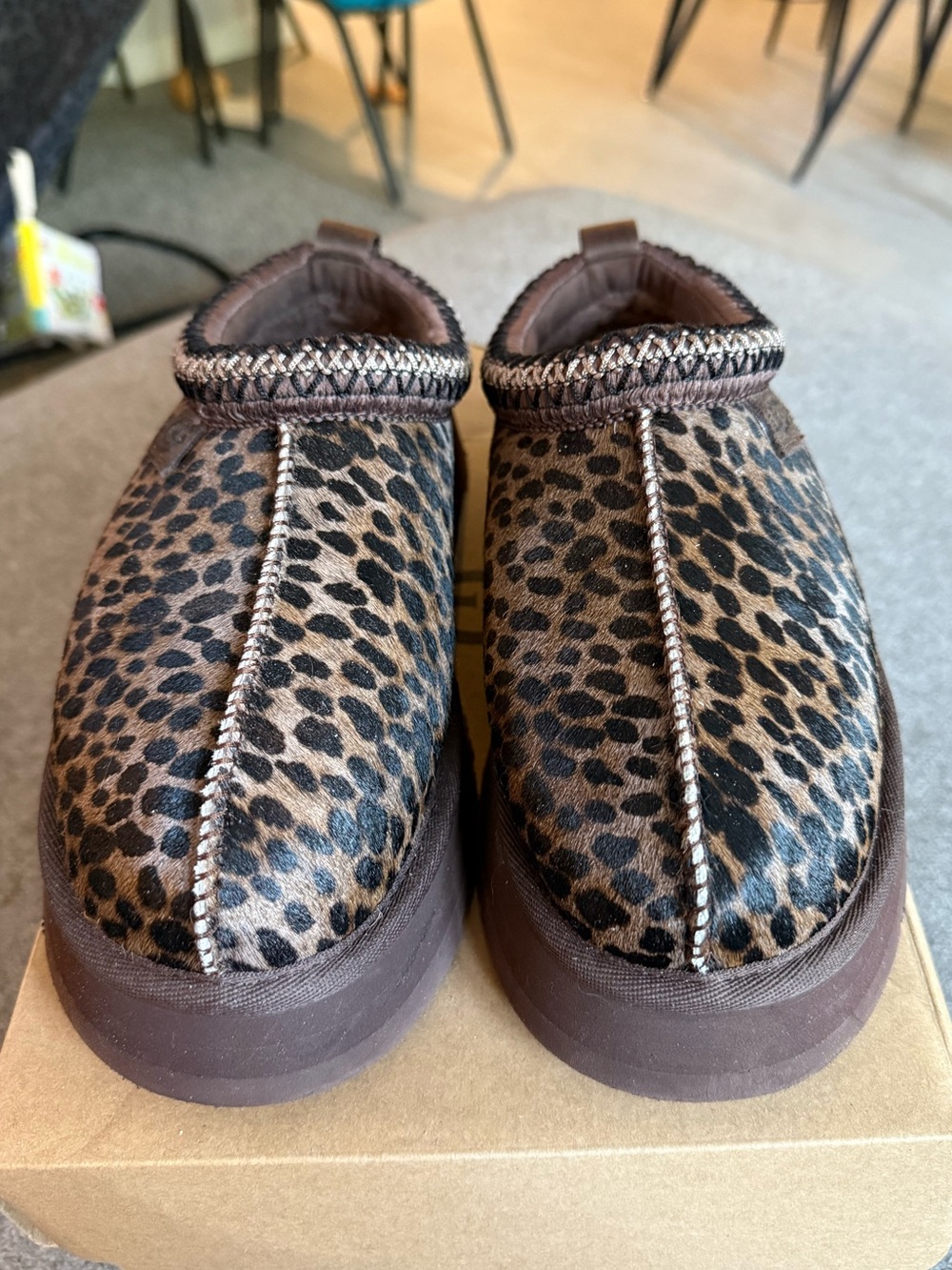UGG Tazz Platform Slippers